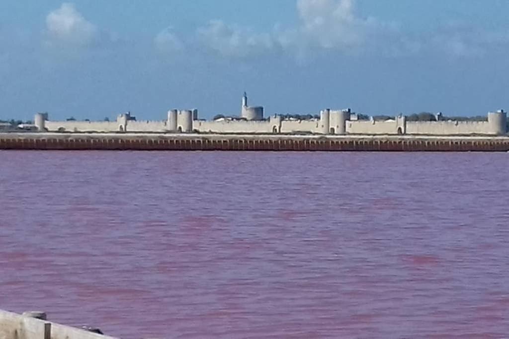 Solimany Saint-Gilles  Eksteriør bilde